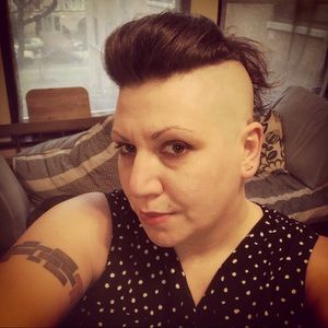 Meet your Posher, Rebecca